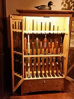 Custom Gun Cabinet with Straight Gun View
